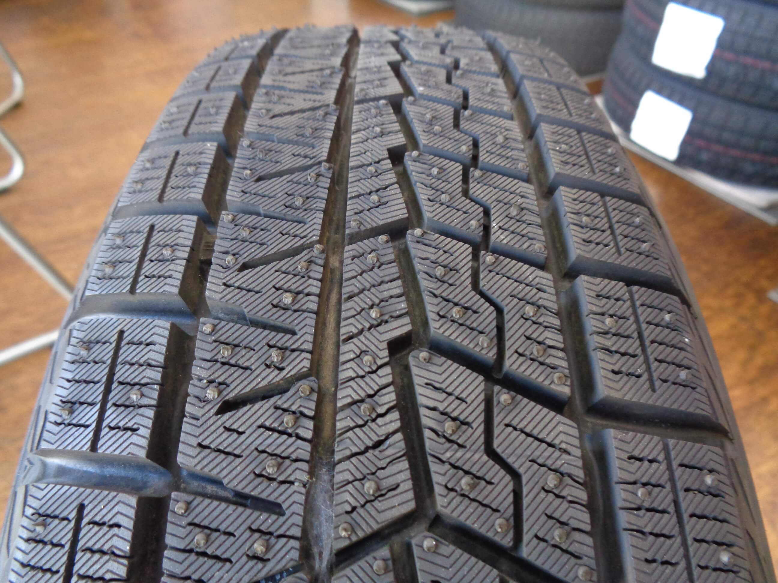 155/65R14 <BR>ヨコハマ アイスガードIG60 <BR>中古タイヤ スタッドレスタイヤ 安くっ 2本